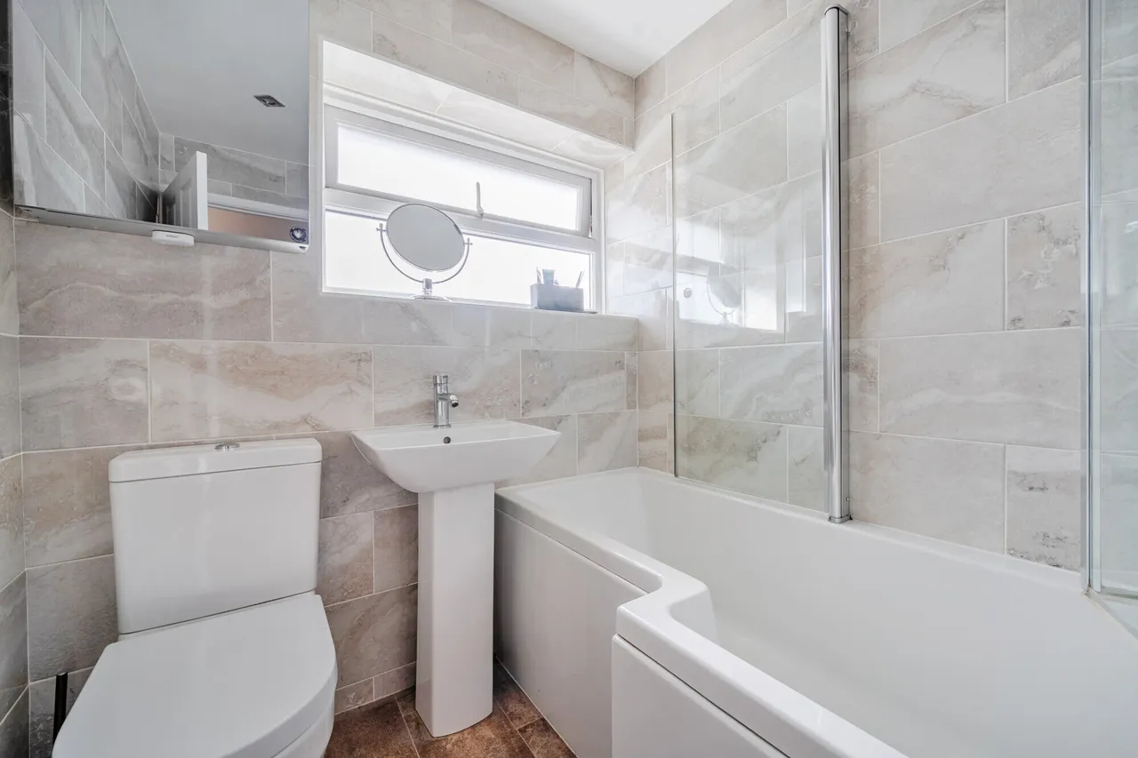 Great Oaks Park, Guildford, GU4, photo 11