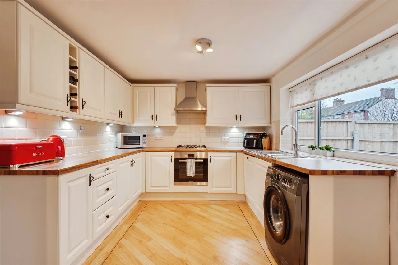 Grange Avenue North, West Derby, L12, photo 9