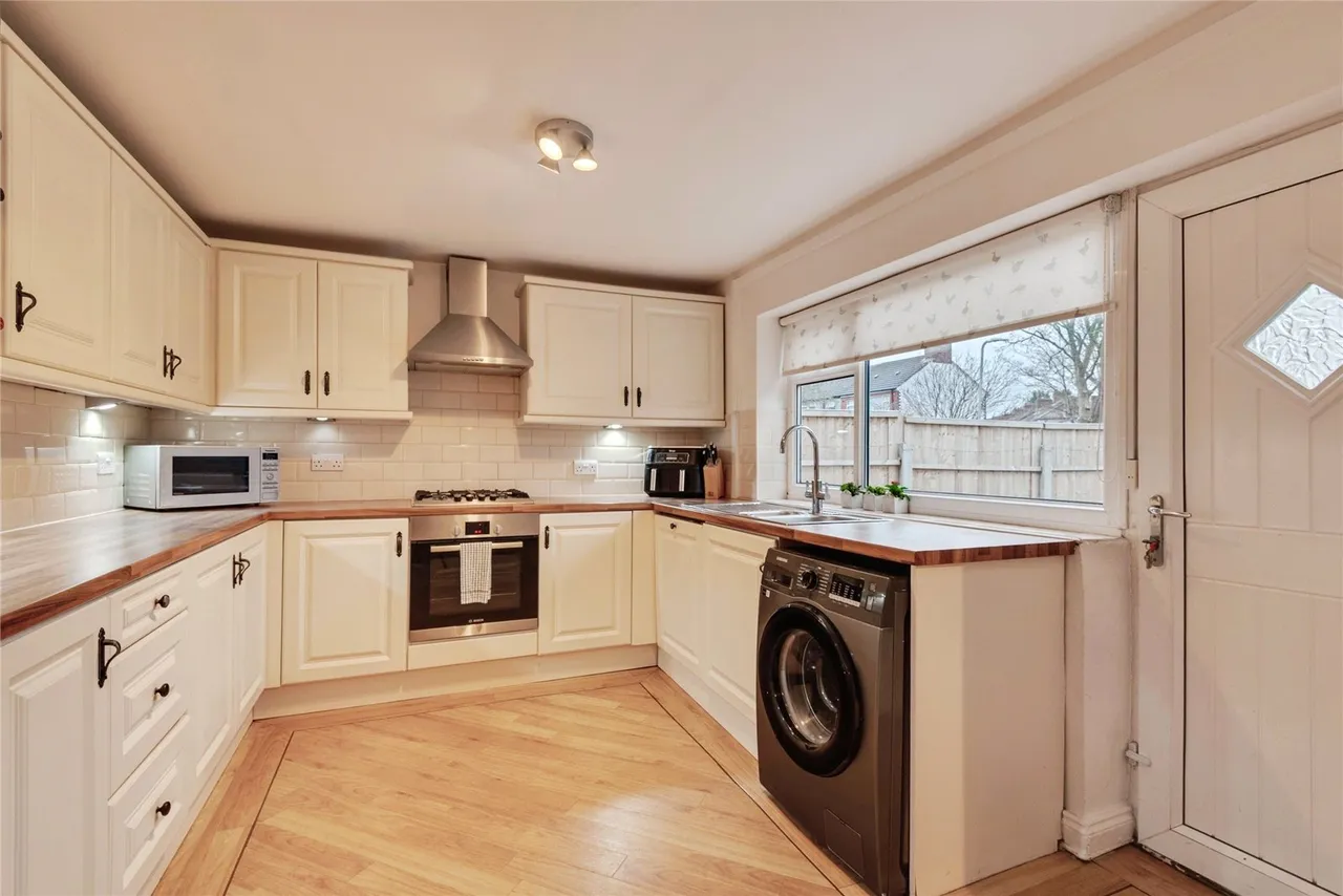 Grange Avenue North, West Derby, L12, photo 10