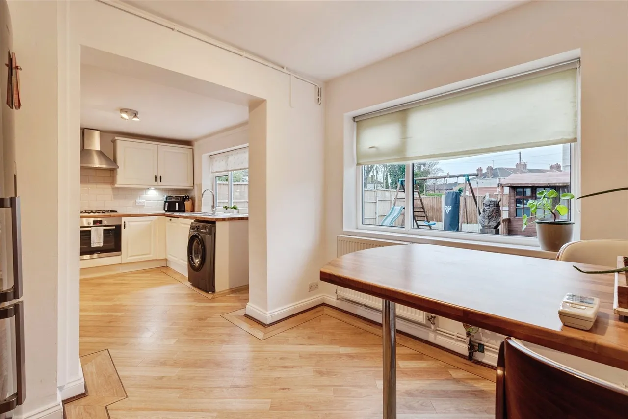 Grange Avenue North, West Derby, L12, photo 8