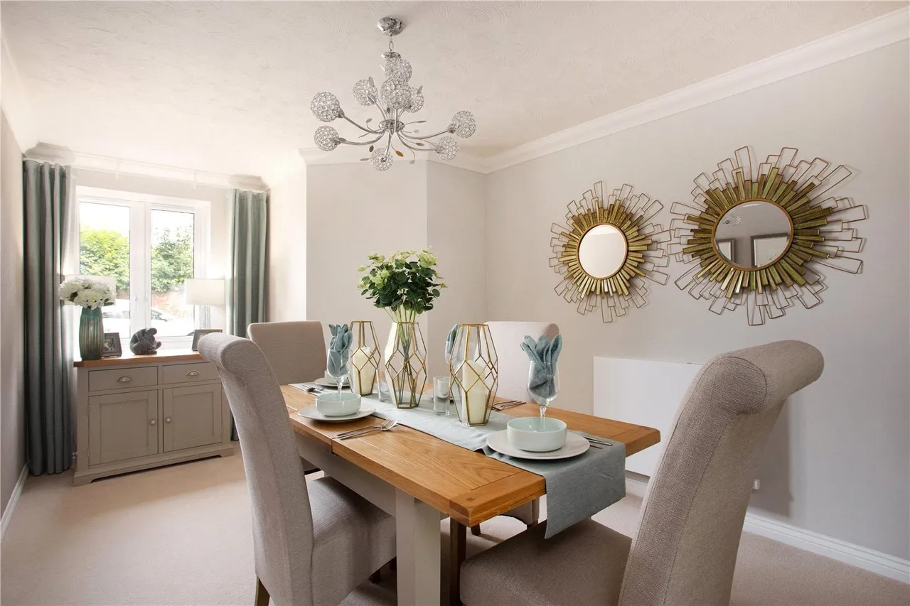 Dovehouse Lodge, Wratten Road, Hitchin, SG5, photo 5