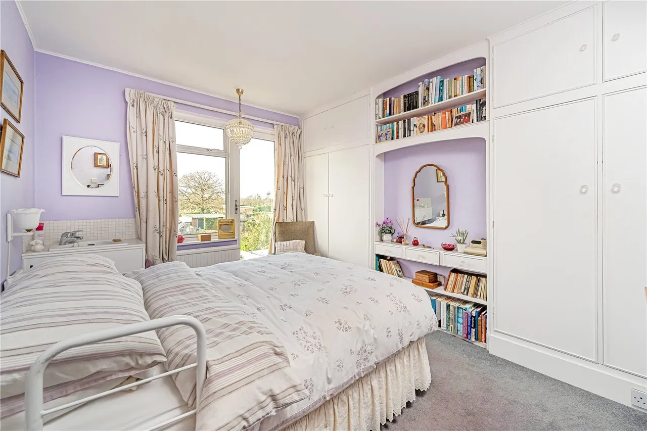 Hatherop Road, Hampton, TW12 2RQ, photo 8