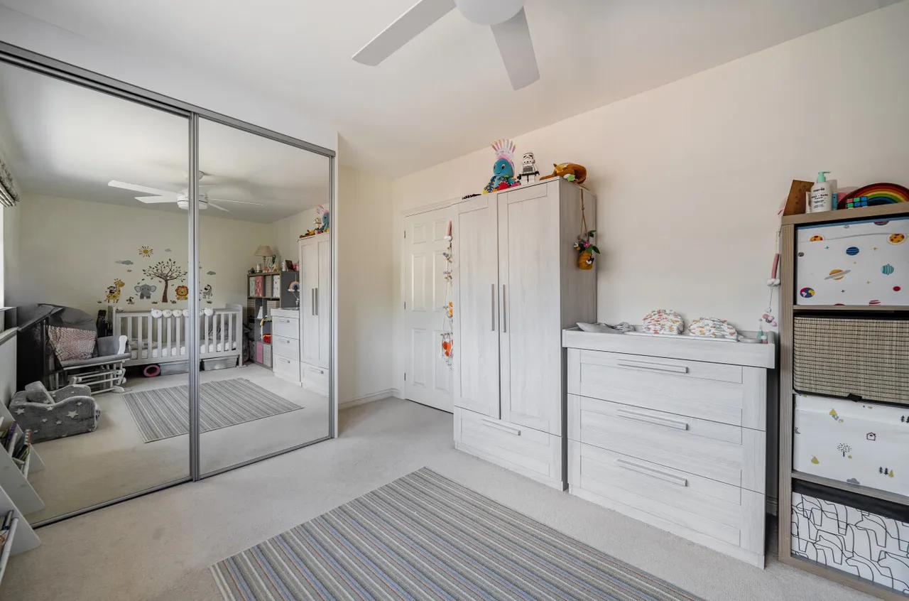 Sovereign Gardens, Ash Vale, Surrey, GU12 5FB, photo 13