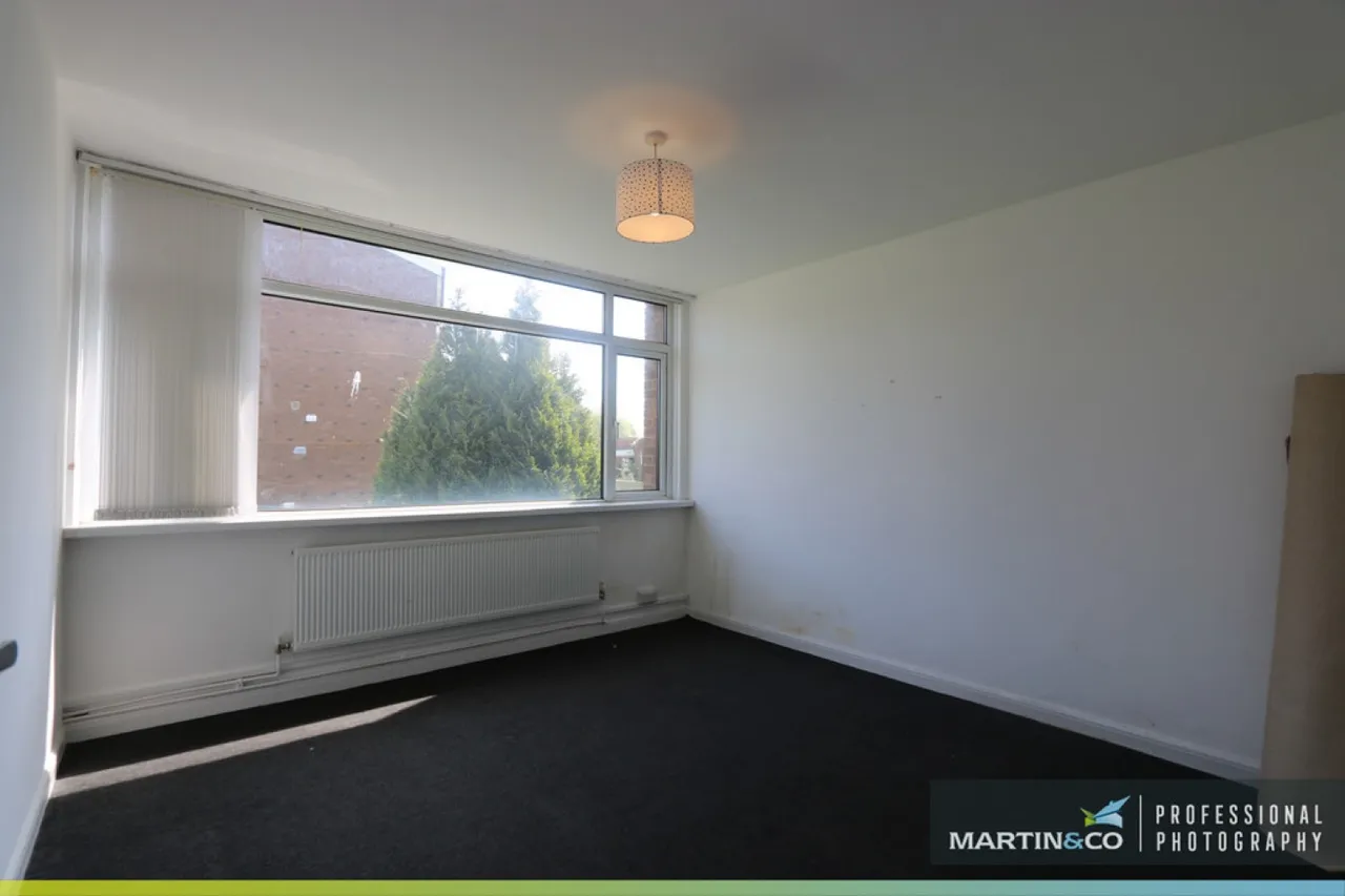Kennerleigh Road, Rumney, photo 5
