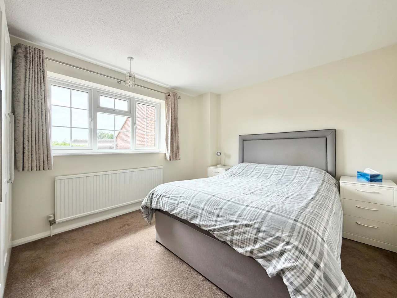 Grove Gardens, Tring, photo 16