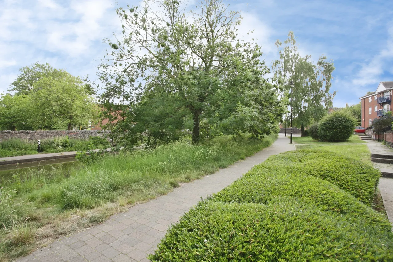 Drapers Fields, Coventry, CV1, photo 11