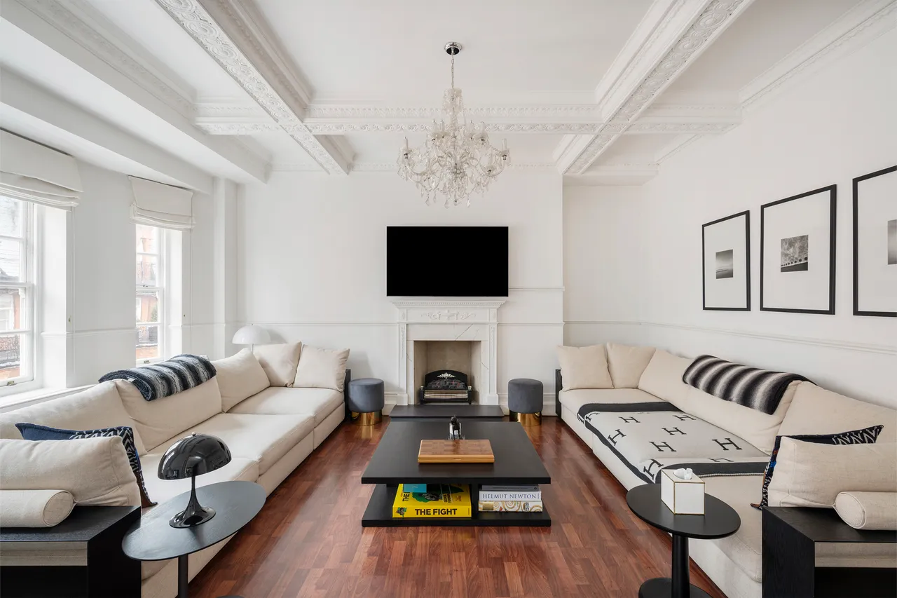 Davies Street, Mayfair, London, photo 2