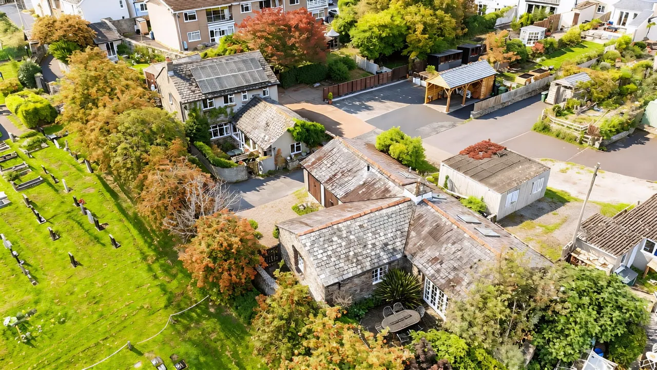 4 bed house for sale, Church Lane, Crickhowell, NP8