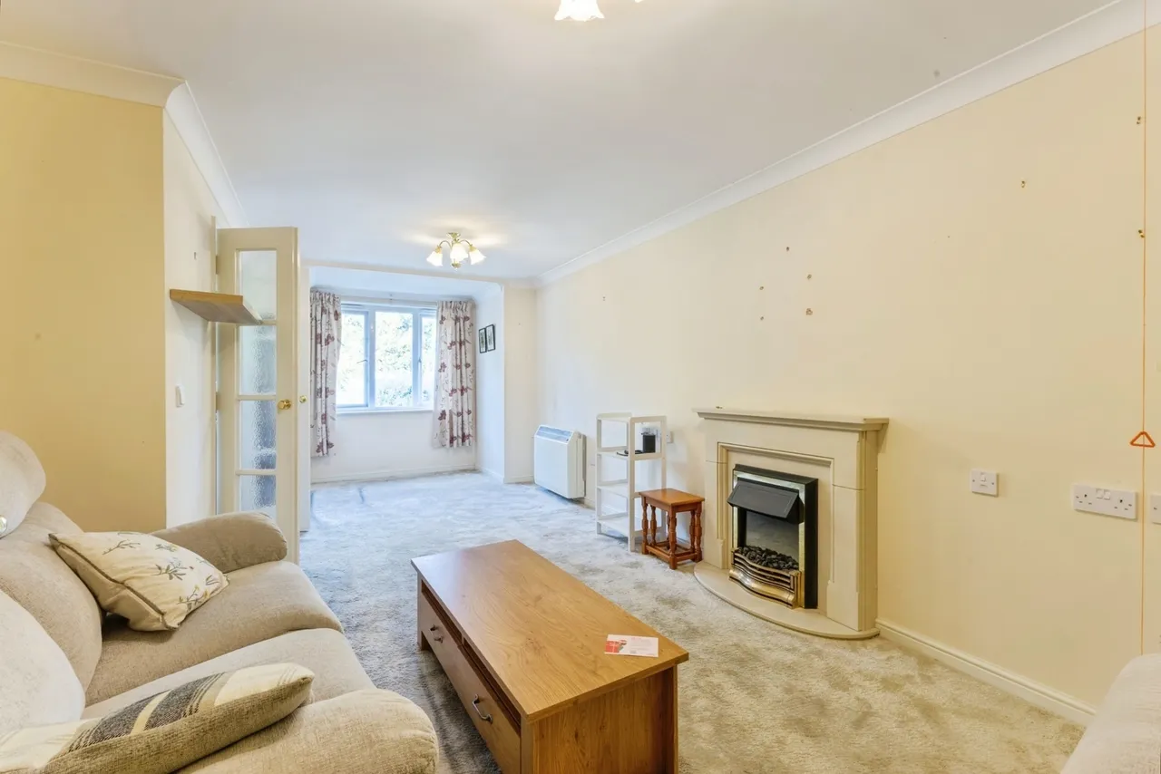 Harlestone Road, Northampton, NN5, photo 3