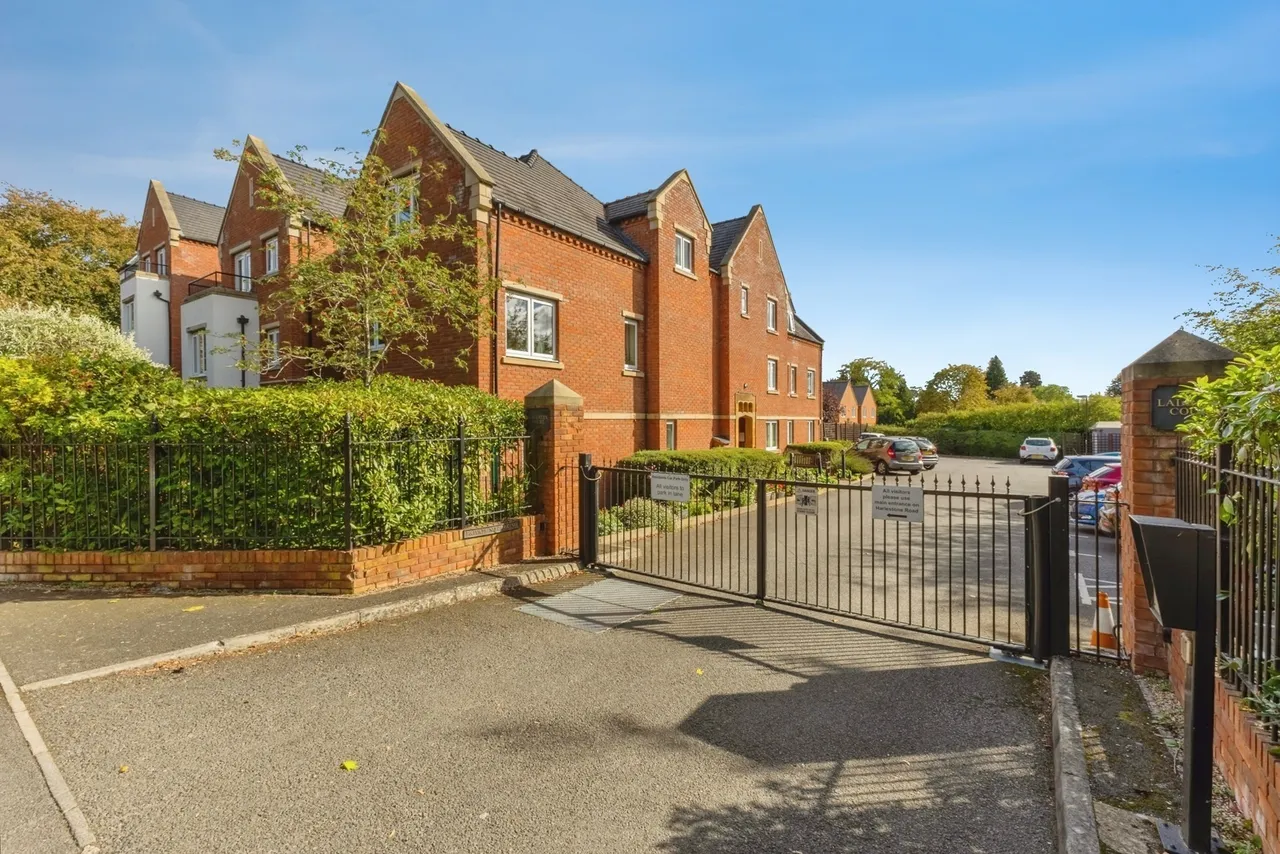 Harlestone Road, Northampton, NN5, photo 14