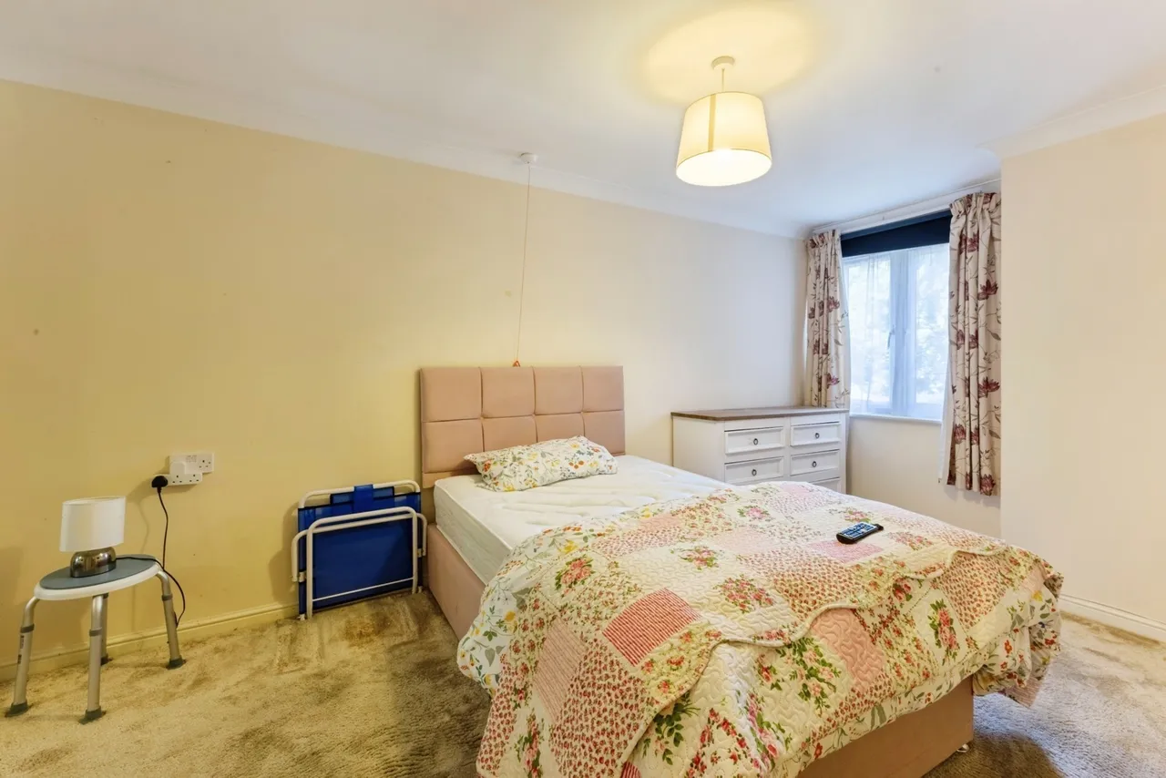 Harlestone Road, Northampton, NN5, photo 6