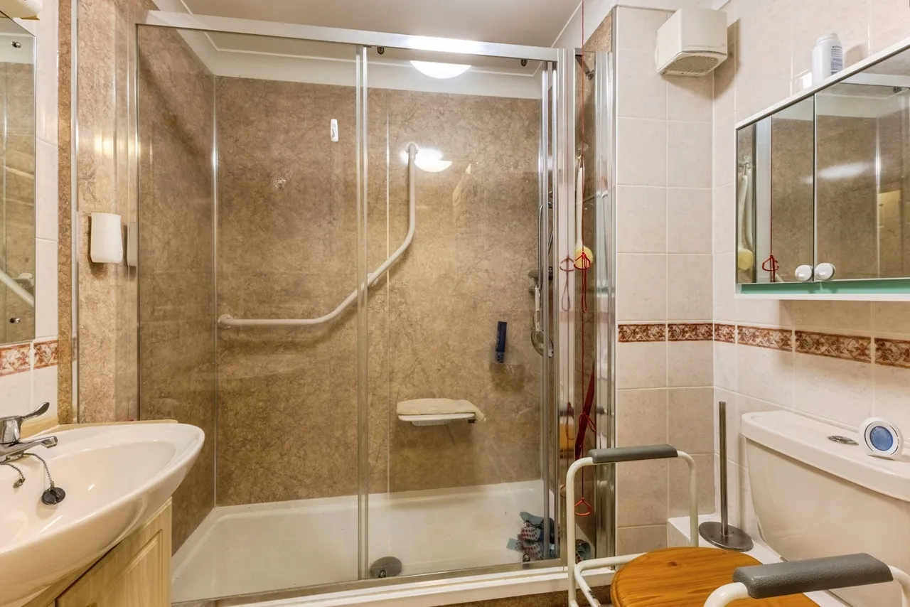 Harlestone Road, Northampton, NN5, photo 8