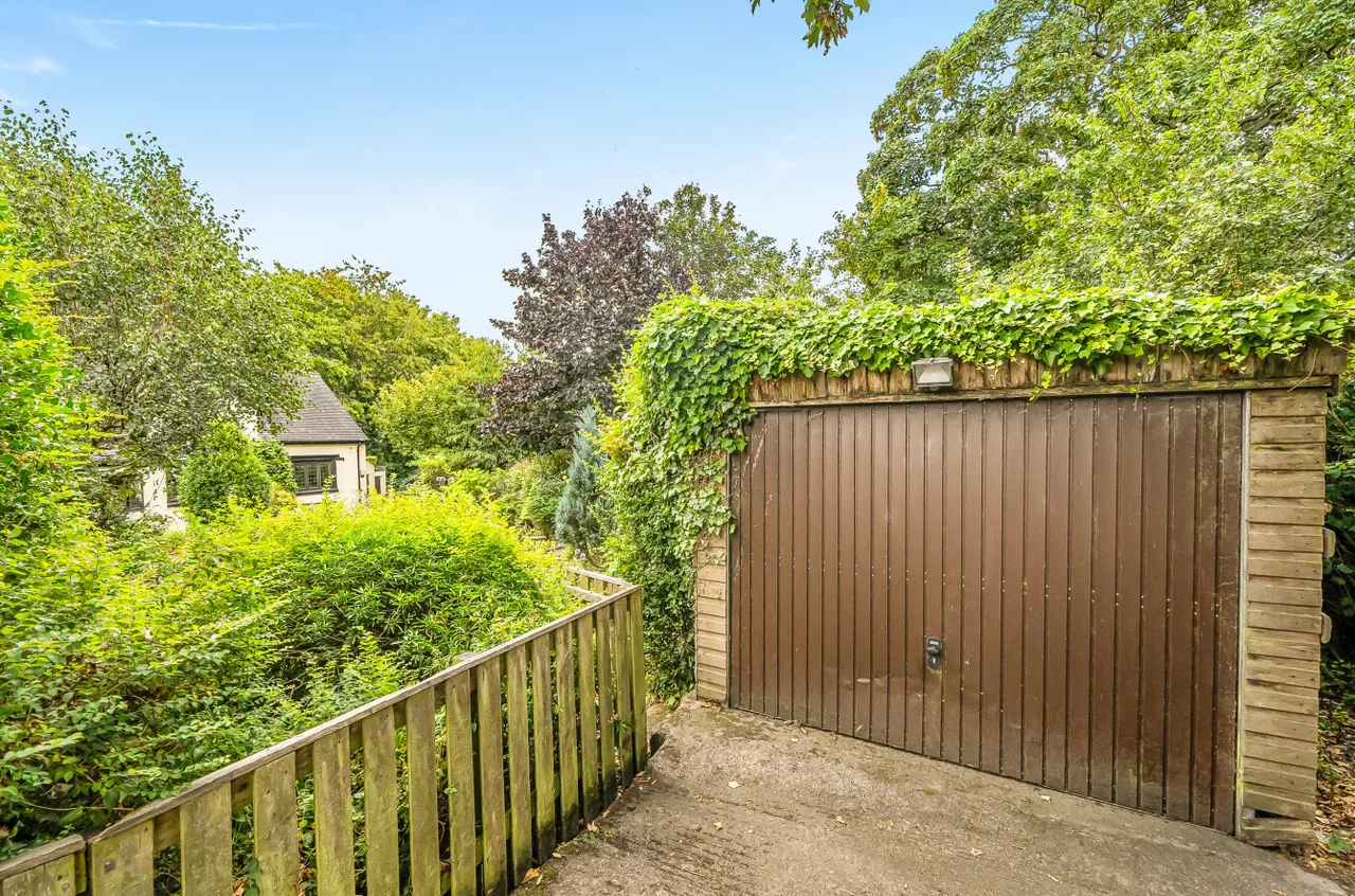 Tong Lane, Bradford, BD4, photo 14