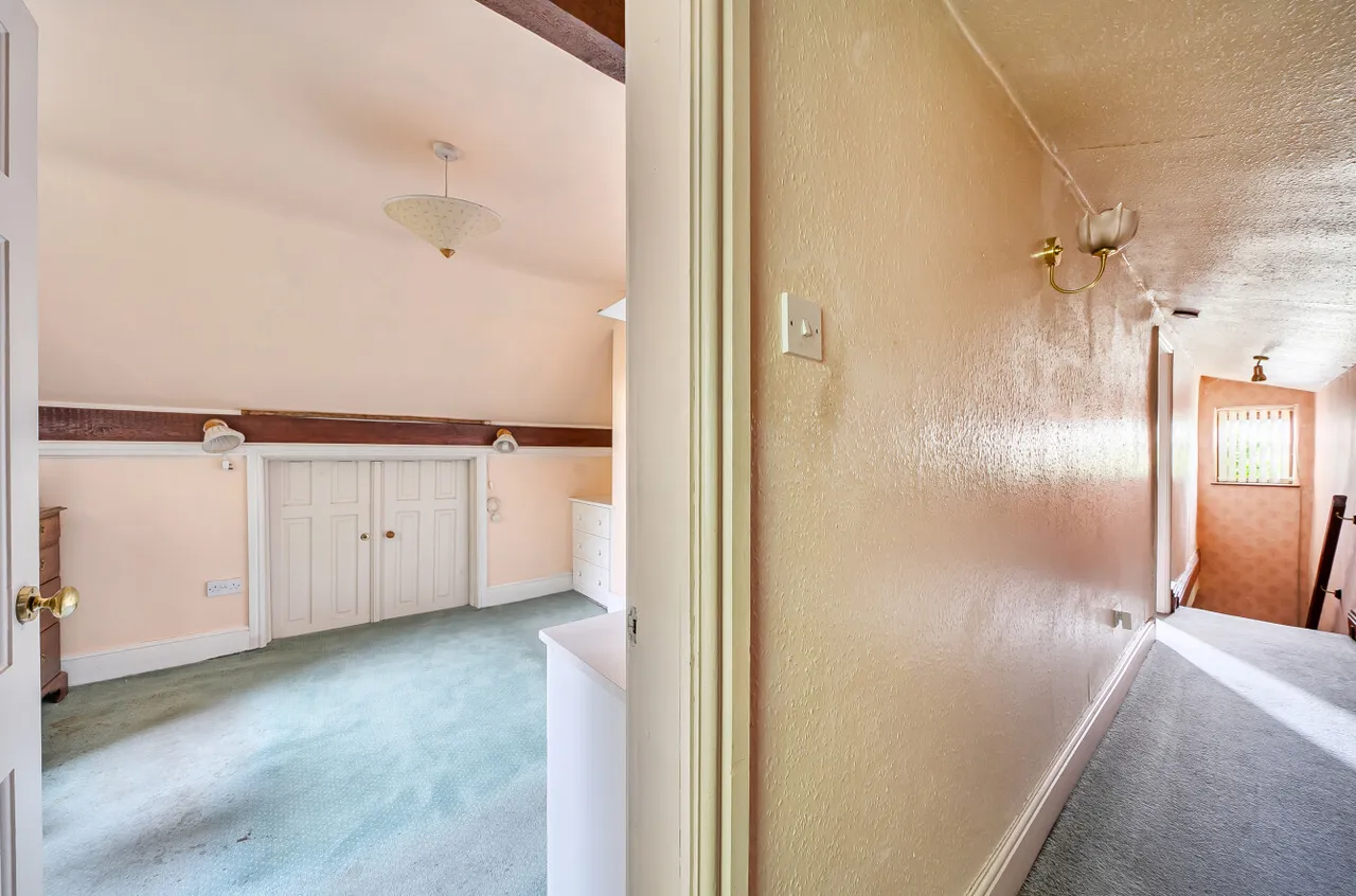 Tong Lane, Bradford, BD4, photo 16