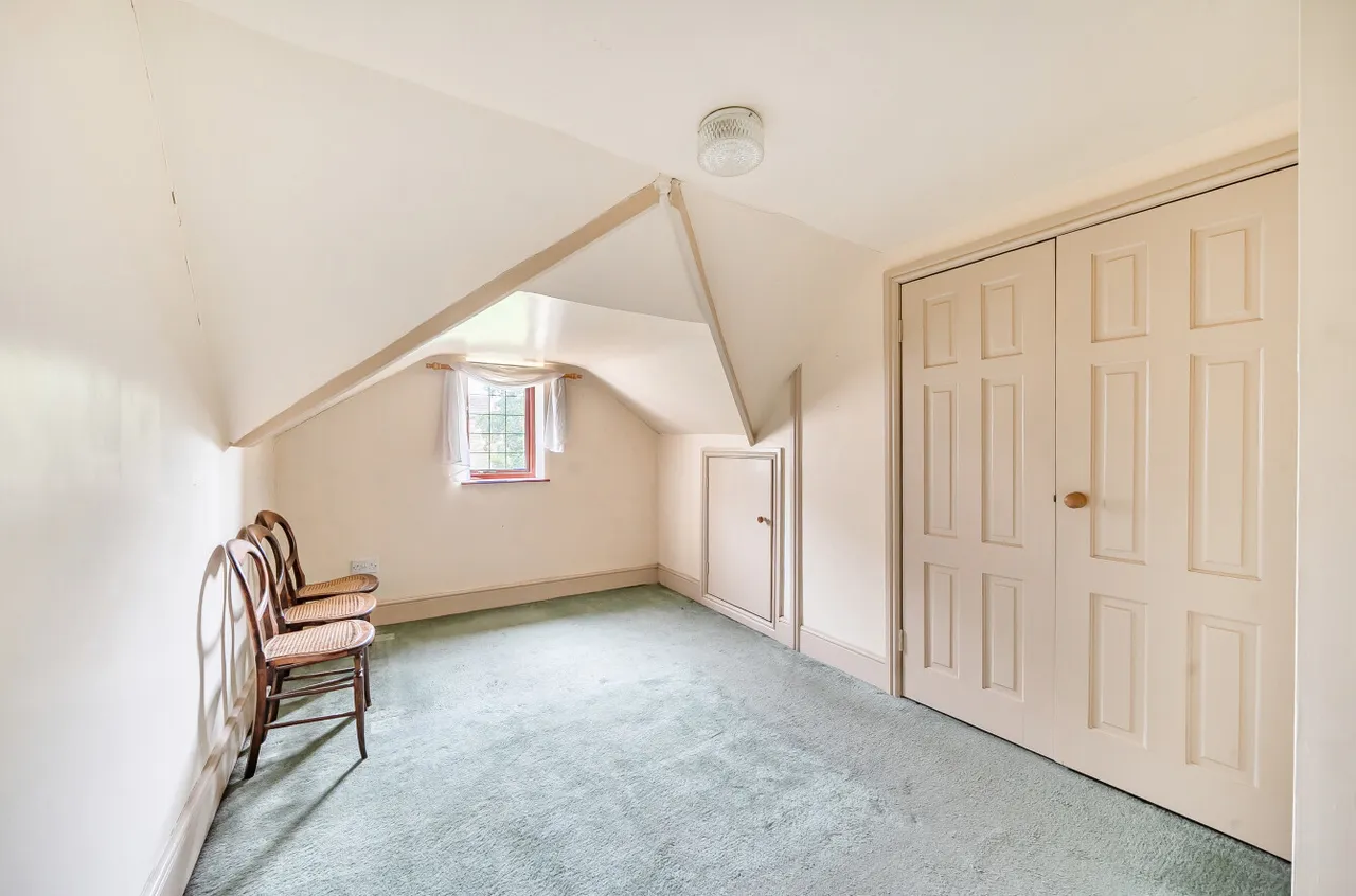 Tong Lane, Bradford, BD4, photo 5