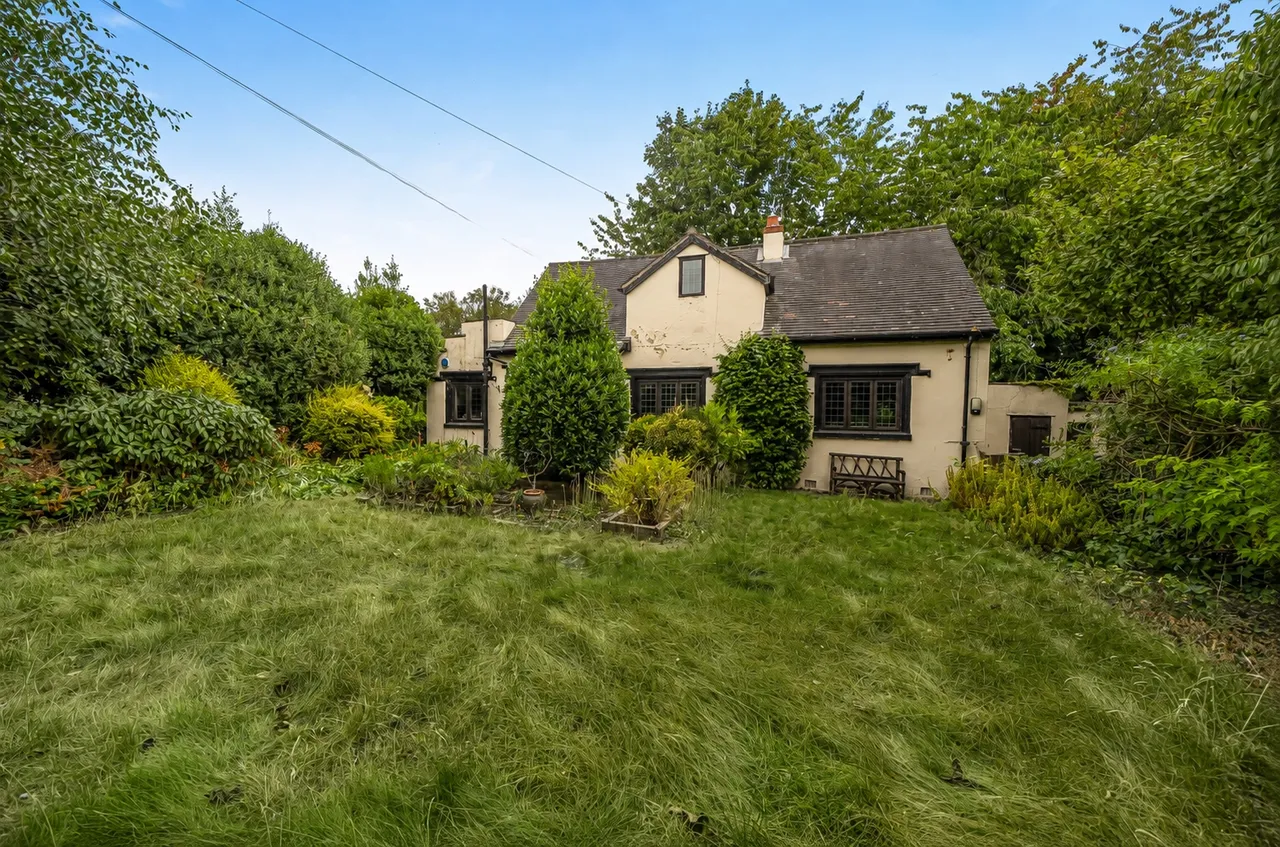 2 bed house for sale, Tong Lane, Bradford, BD4
