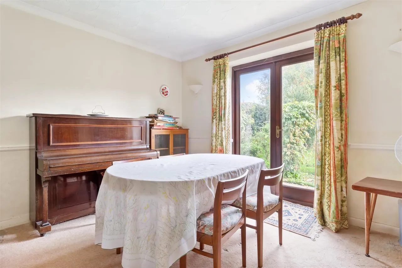 Midhurst Close, Ferring, Worthing, photo 8