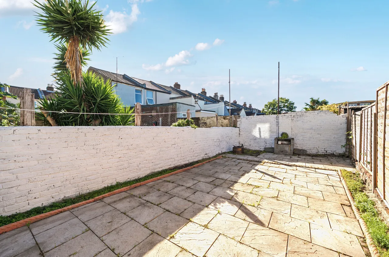 Manor Road, Portsmouth, PO1, photo 13