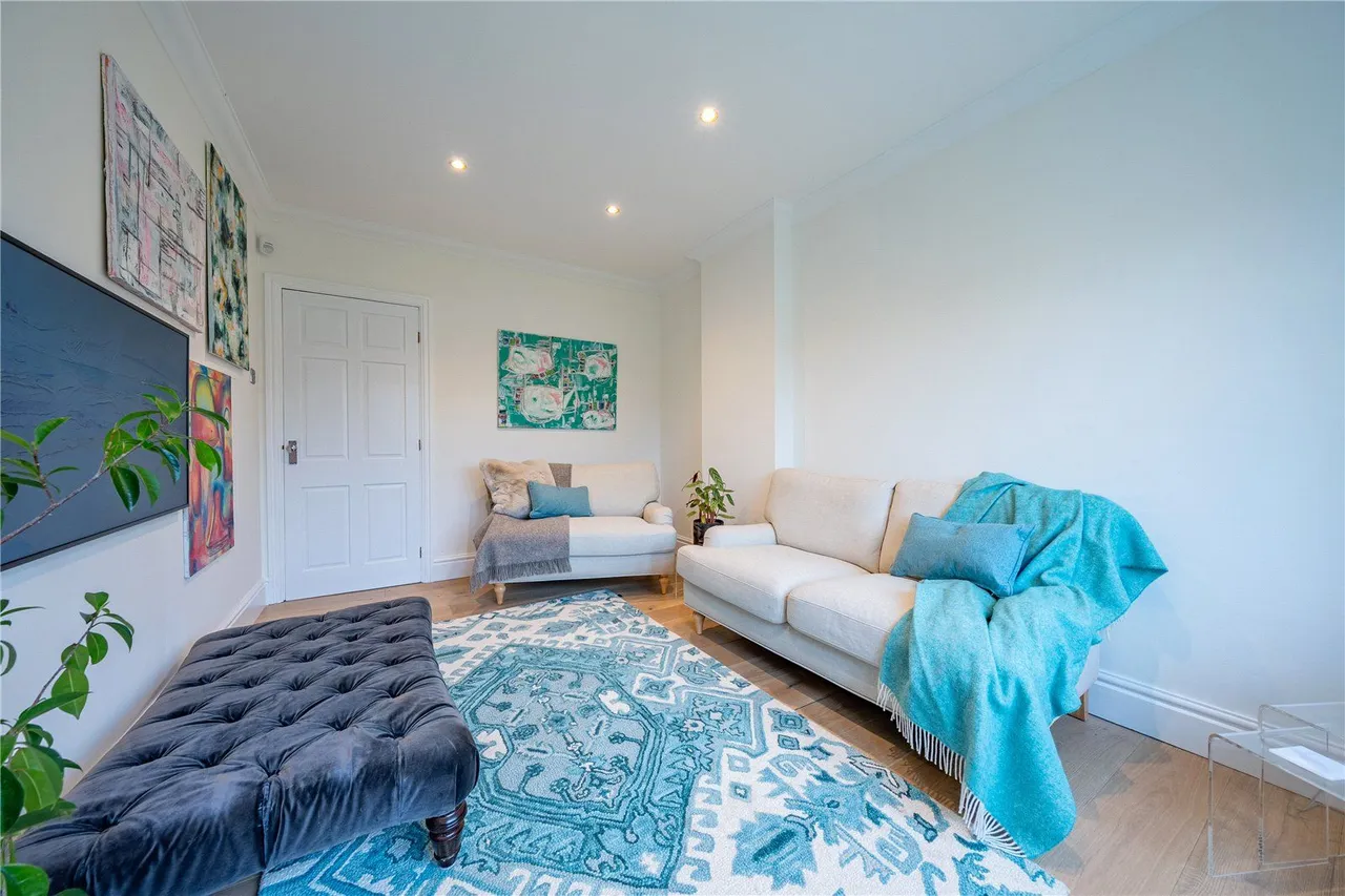 Roecliffe Court, Hessay, YO26, photo 8