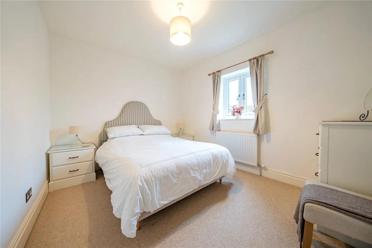 Roecliffe Court, Hessay, YO26, photo 12