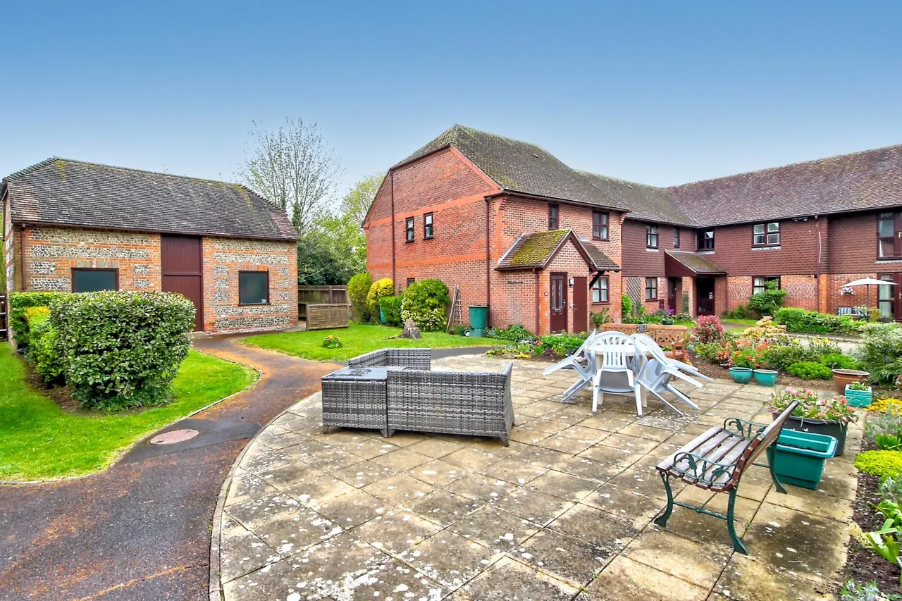 Farm View Drive, Basingstoke, RG24, photo 11