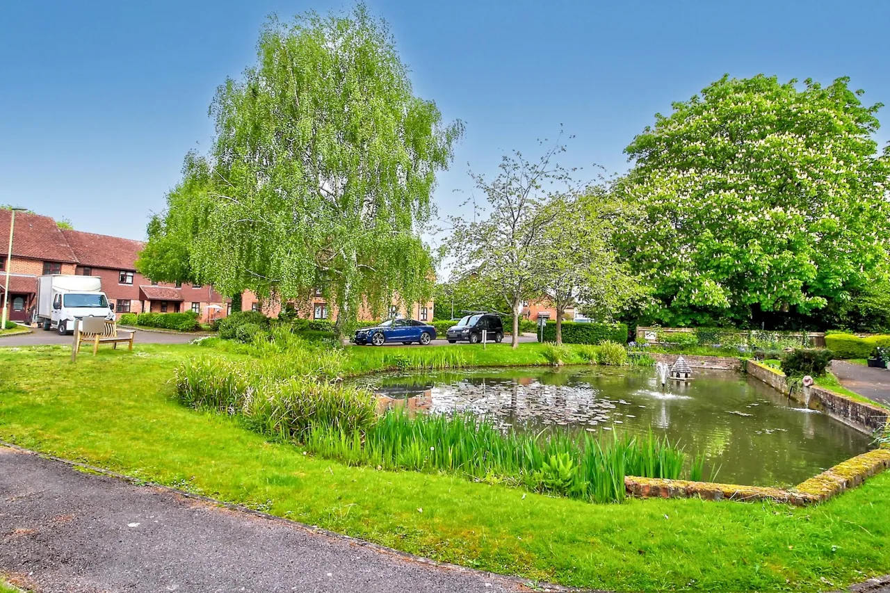 Farm View Drive, Basingstoke, RG24, photo 13