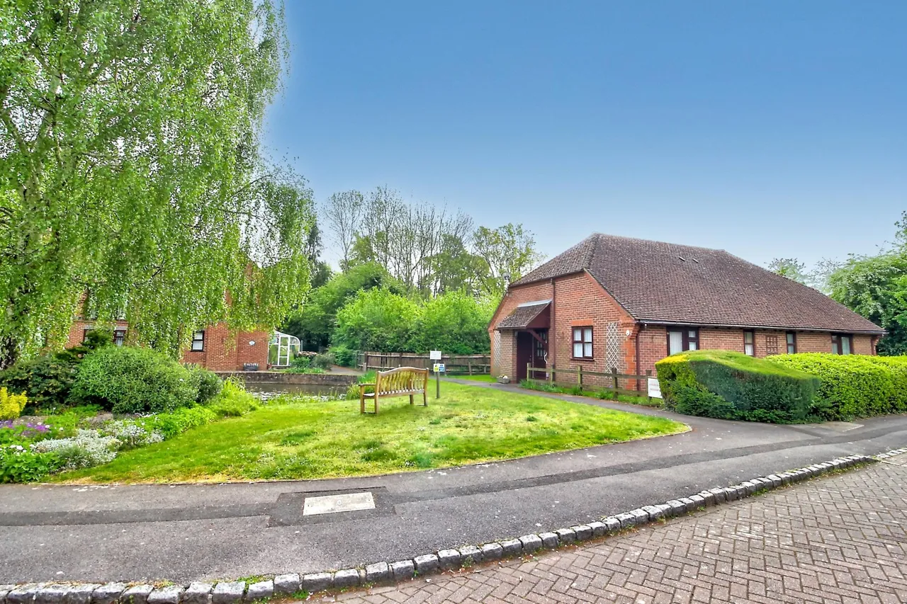 Farm View Drive, Basingstoke, RG24, photo 8