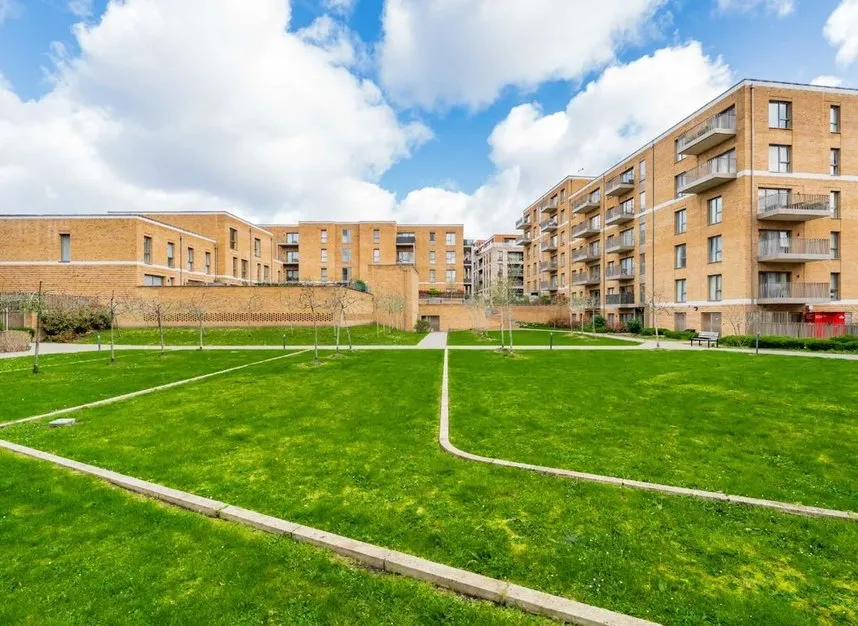 Royal Engineers Way, Mill Hill, NW7, photo 10