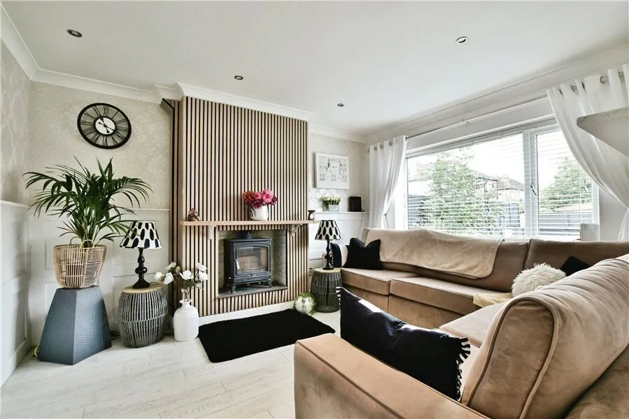 Lighthorne Road, Stockport, SK3, photo 2