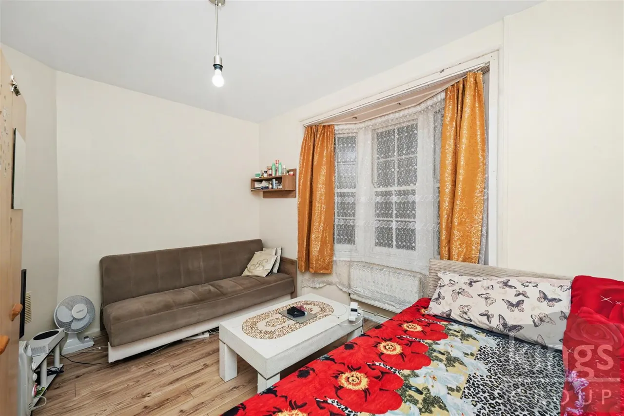 Flexmere Road, Tottenham, photo 14