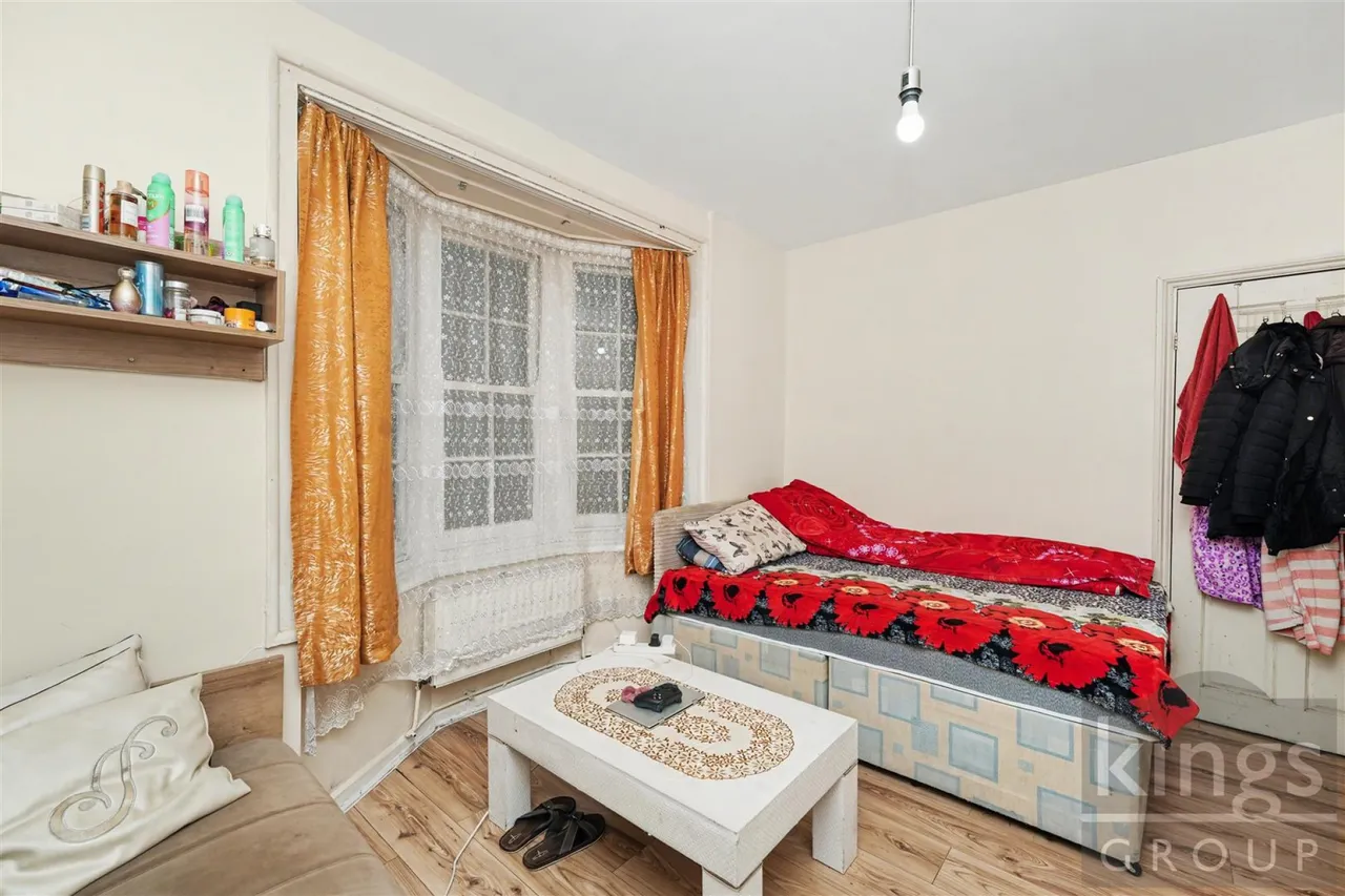Flexmere Road, Tottenham, photo 4