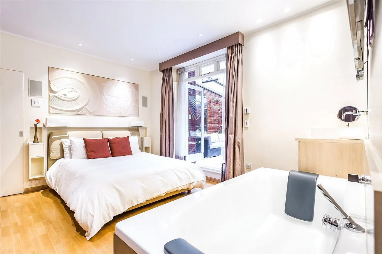Warwick Square, London, SW1V, photo 8