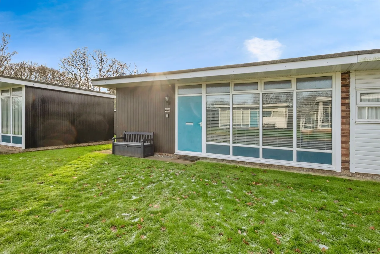 2 bed lodge for sale — Broadside Chalet Park, Stalham, Norwich