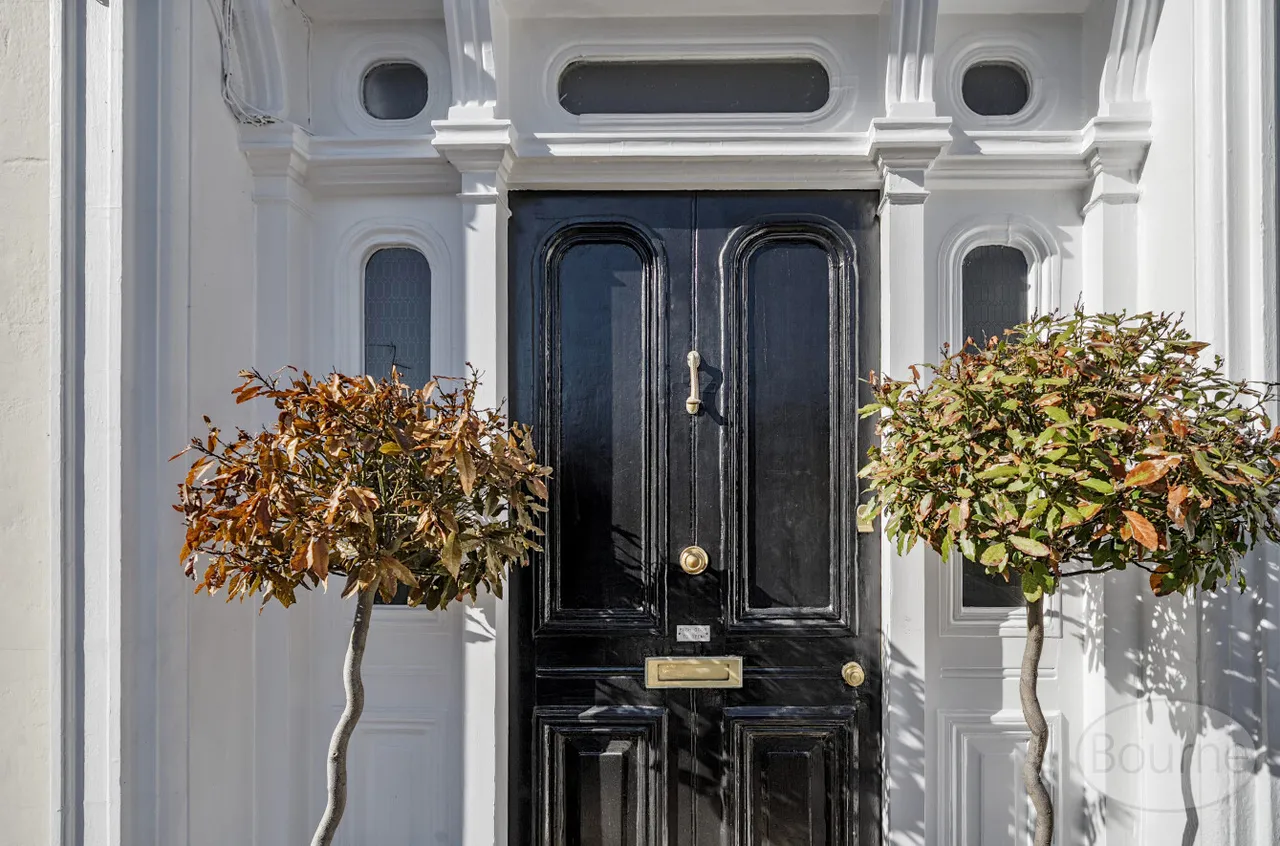 Castle Street, Farnham, GU9, photo 17