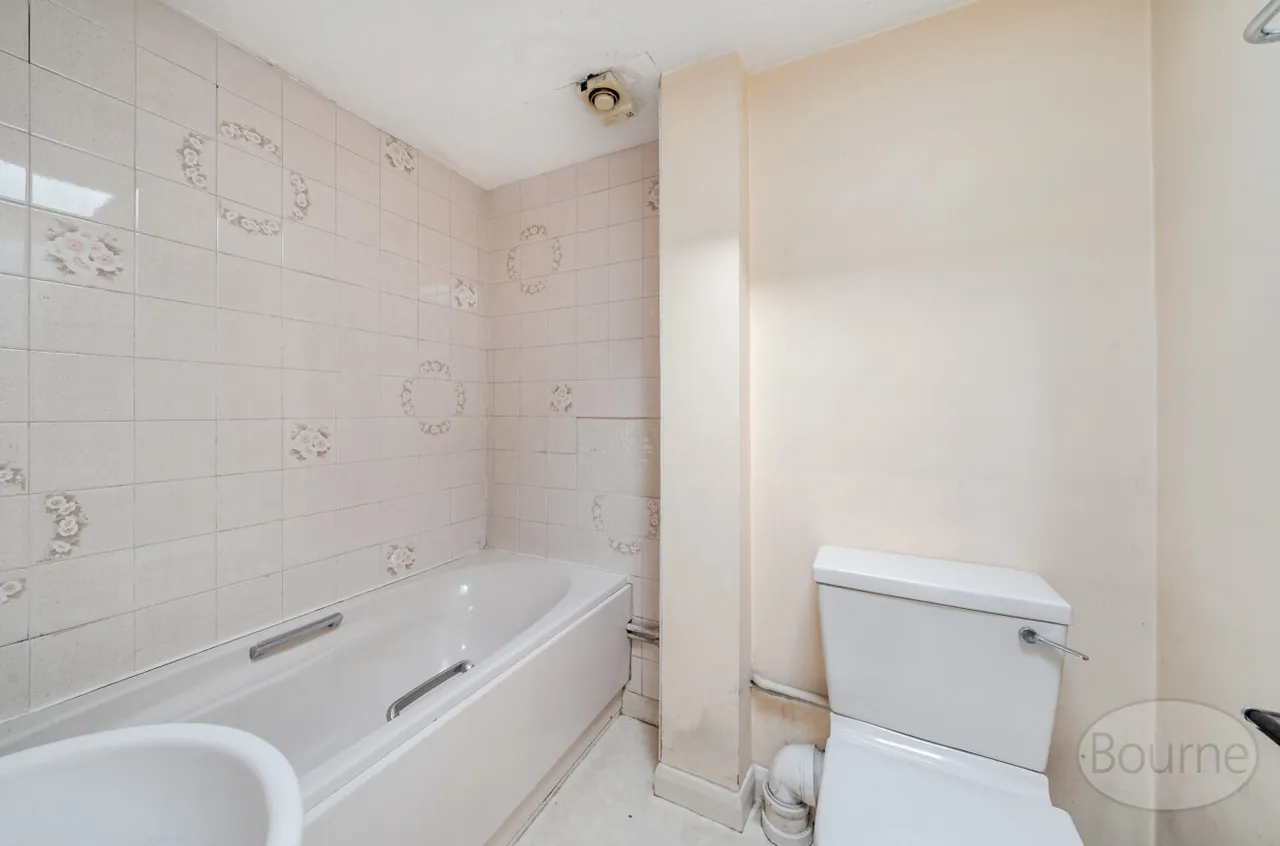 Castle Street, Farnham, GU9, photo 11