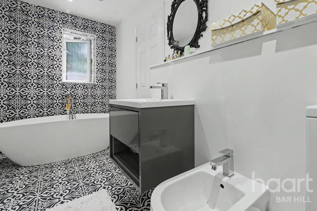 Stokes Close, Longstanton, CB24, photo 4