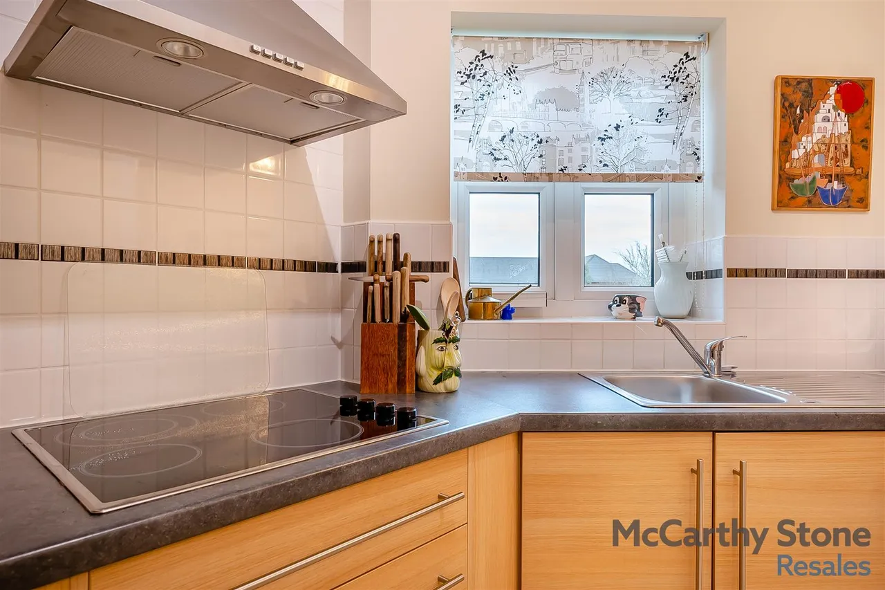 Four Ashes Road, Bentley Heath, B93, photo 8