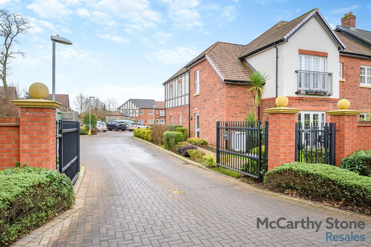 Four Ashes Road, Bentley Heath, B93, photo 23