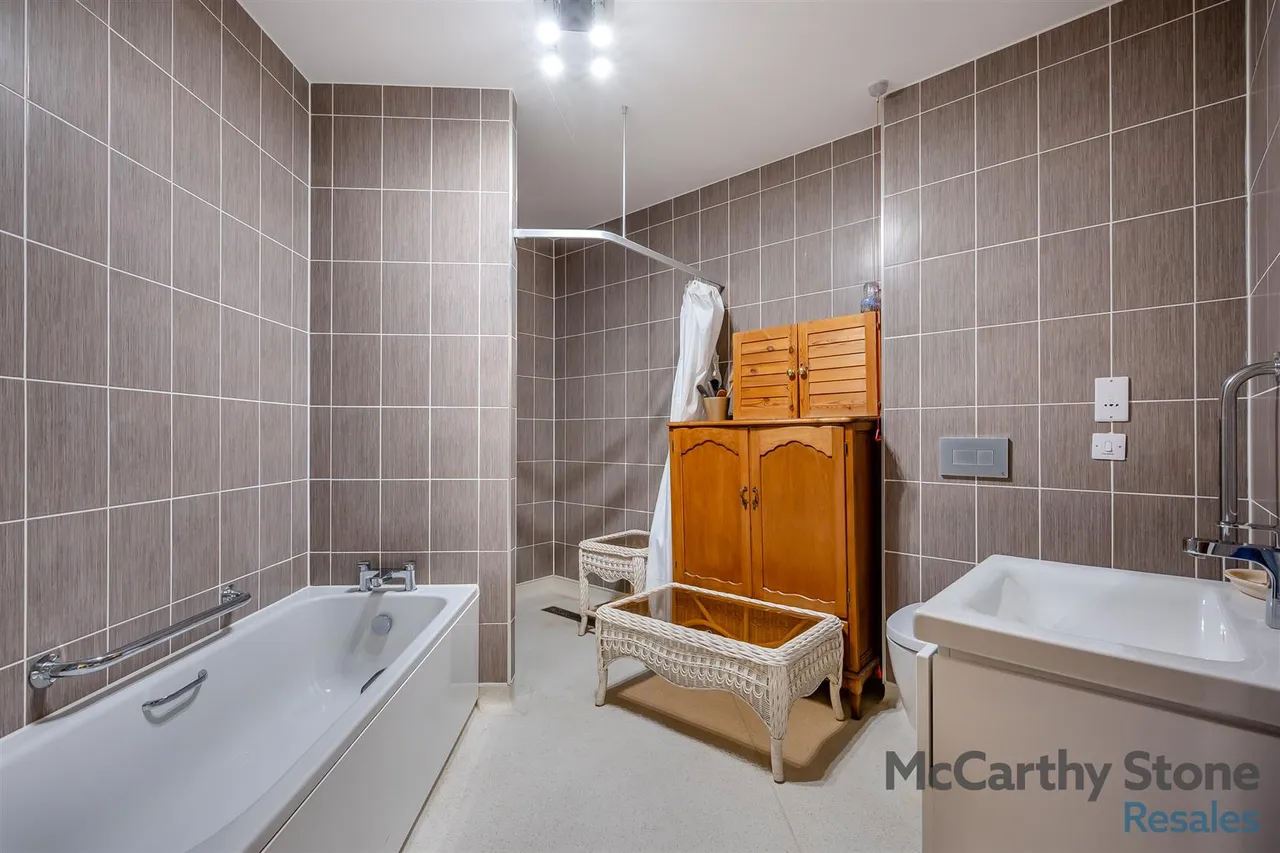 Four Ashes Road, Bentley Heath, B93, photo 13
