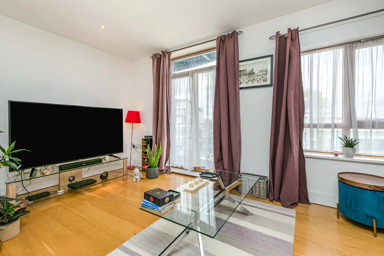 Epsom Road, Guildford, GU1, photo 11
