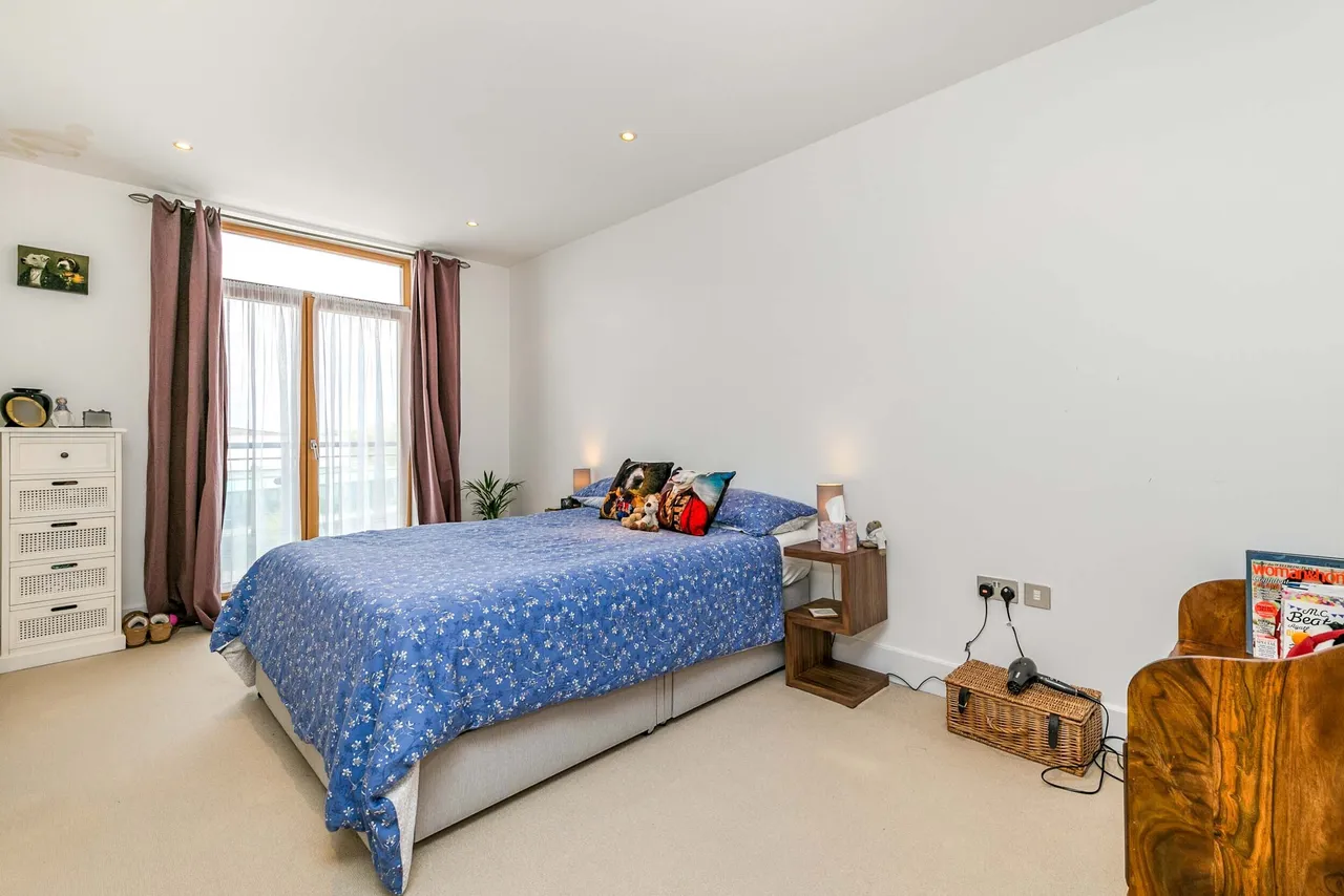 Epsom Road, Guildford, GU1, photo 5