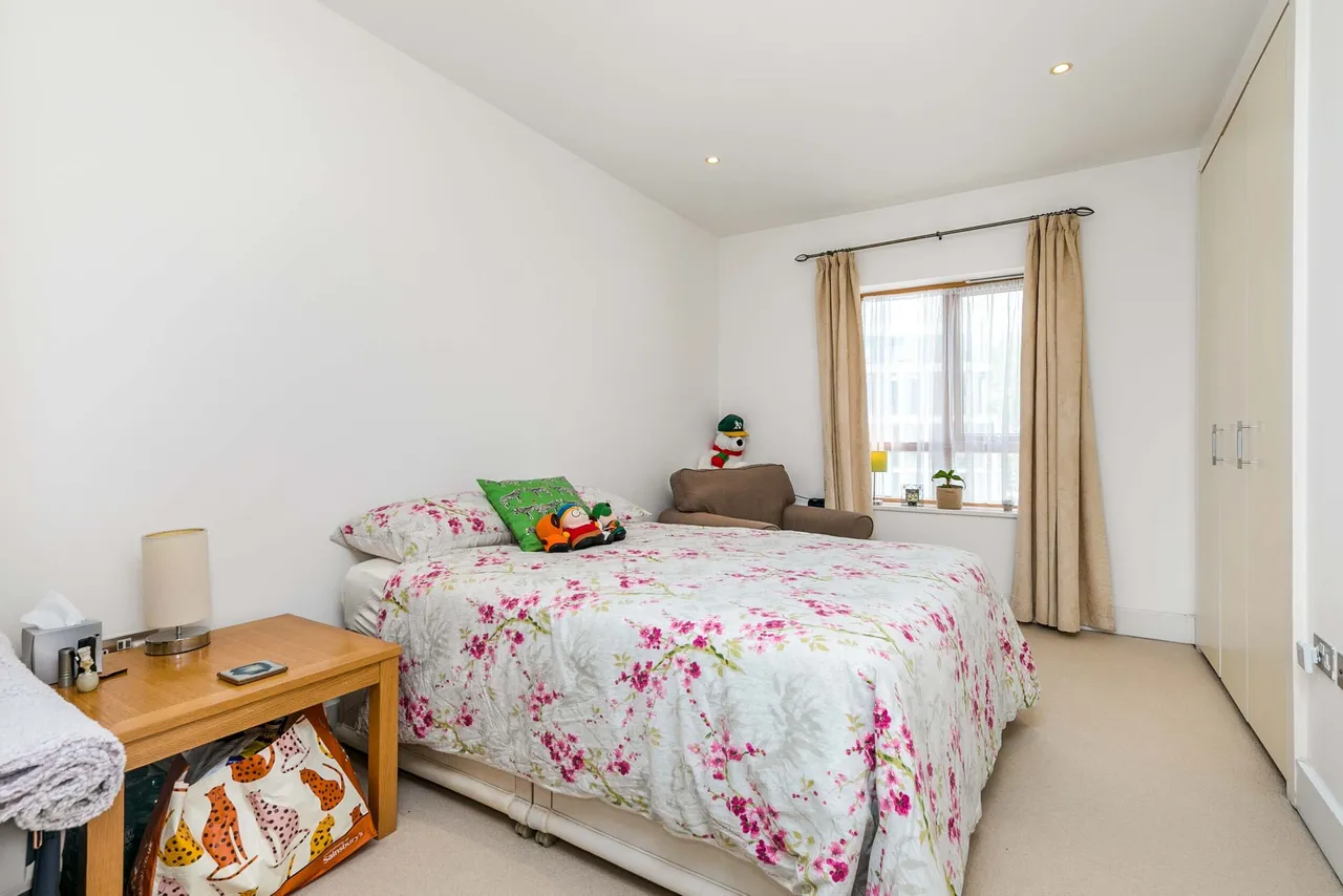 Epsom Road, Guildford, GU1, photo 3