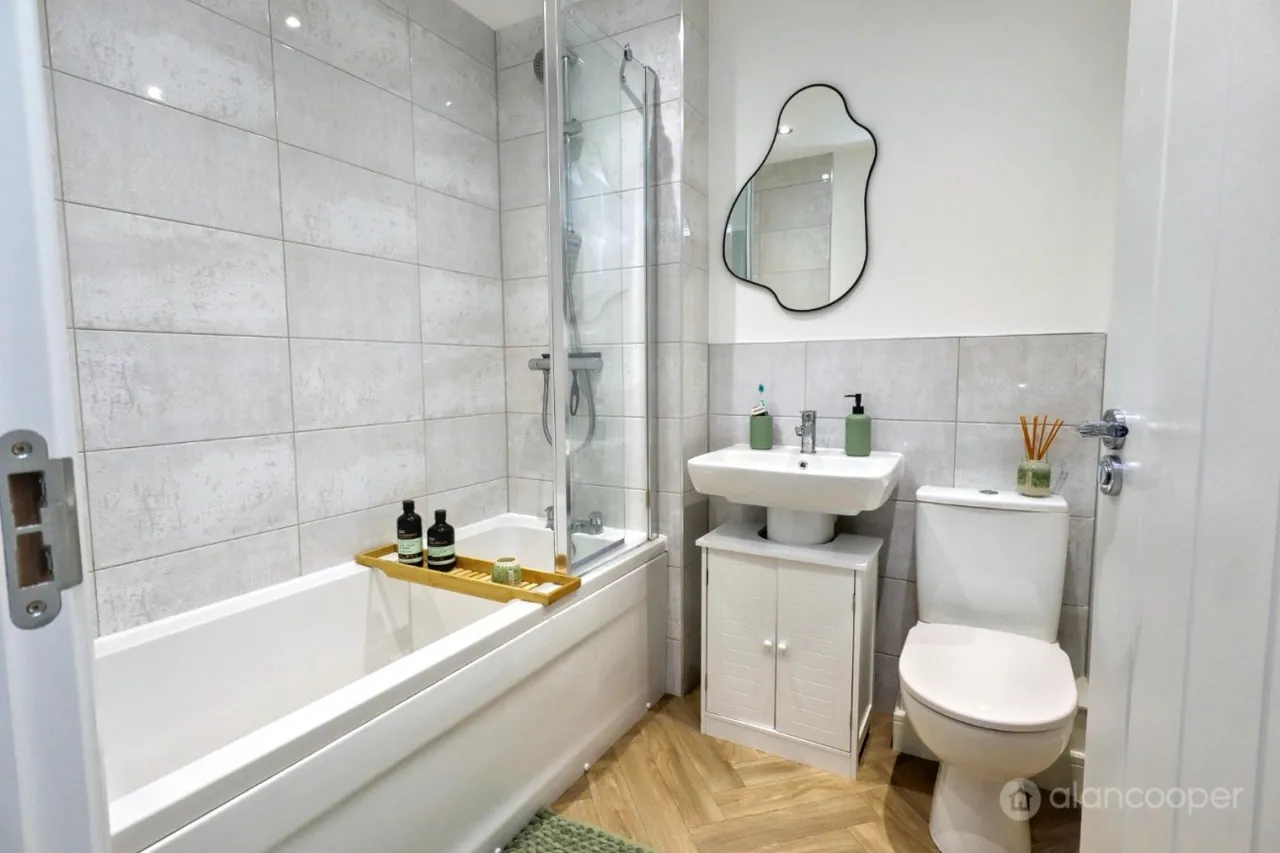 Wuffle Gardens, Meadow Green, CV11, photo 17