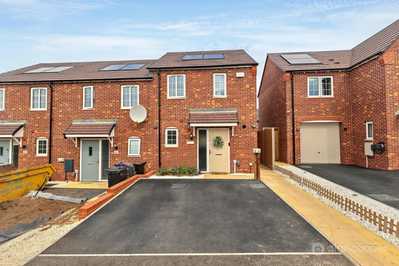 Wuffle Gardens, Meadow Green, CV11, photo 22