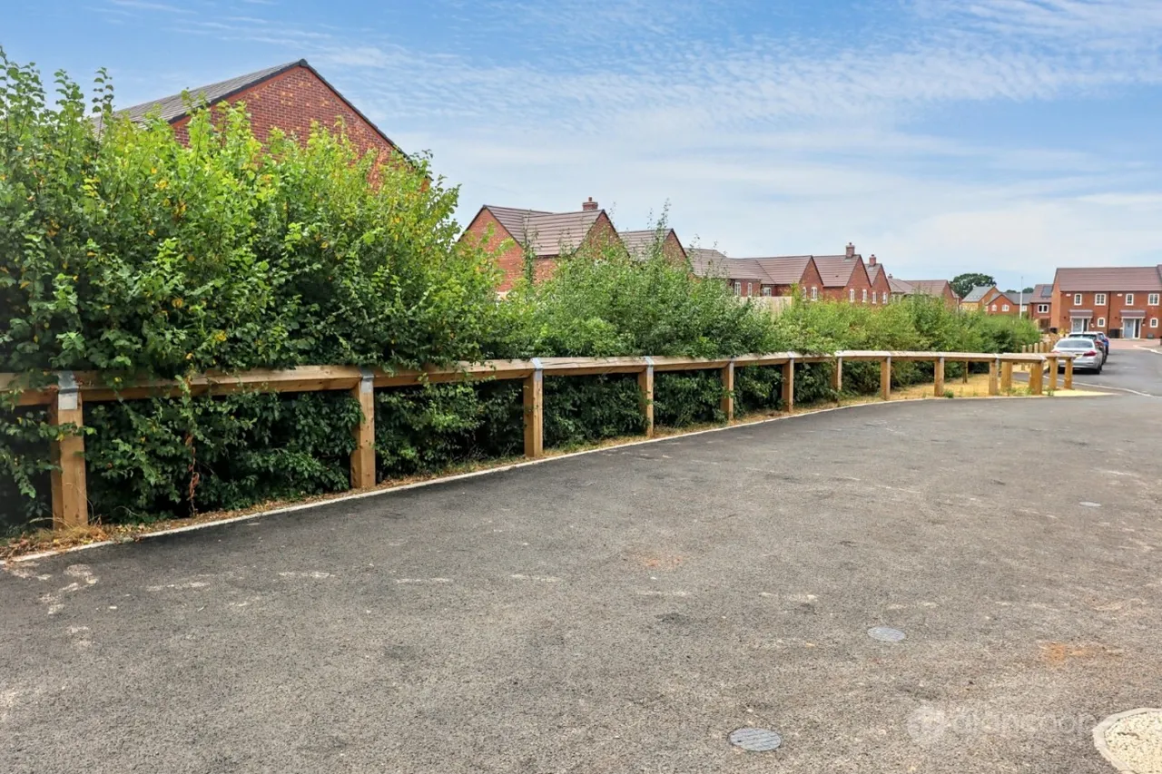 Wuffle Gardens, Meadow Green, CV11, photo 23