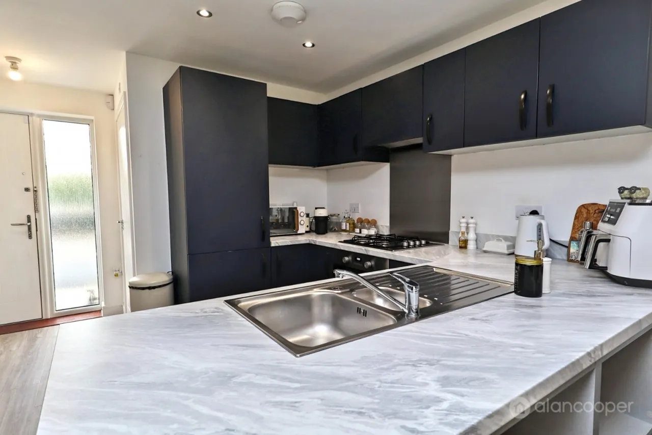 Wuffle Gardens, Meadow Green, CV11, photo 4