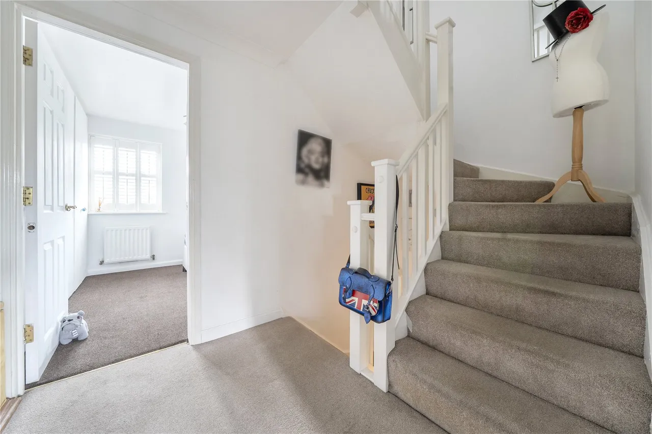 Warwick Way, Dartford, DA1, photo 2