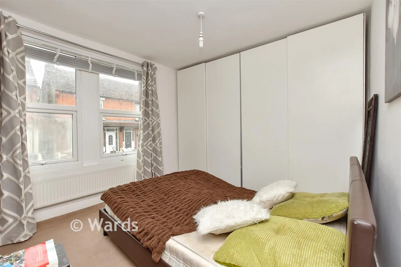 Corporation Road, Gillingham, ME7, photo 7