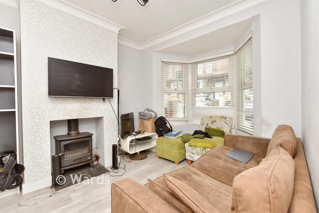 Corporation Road, Gillingham, ME7, photo 3