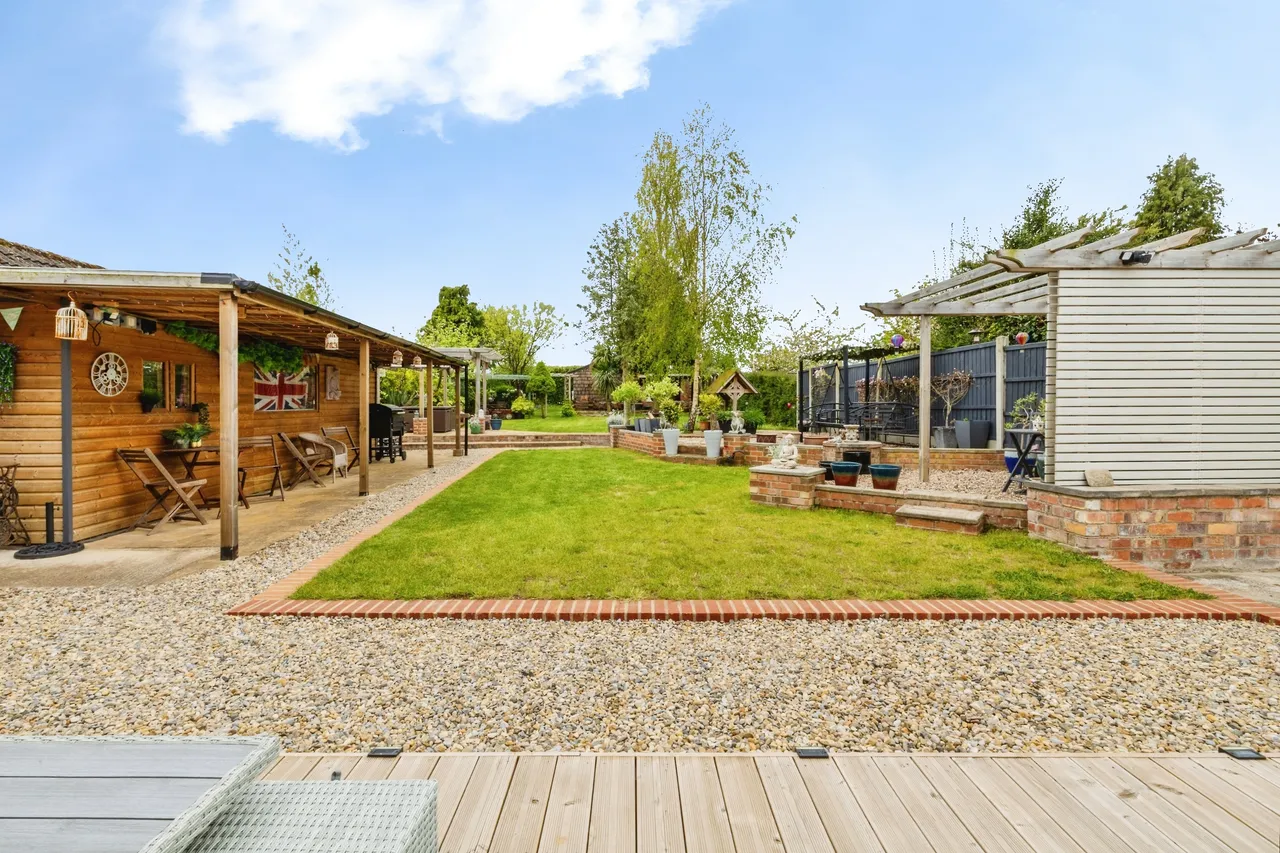 Lincoln Road, Branston, LN4, photo 17